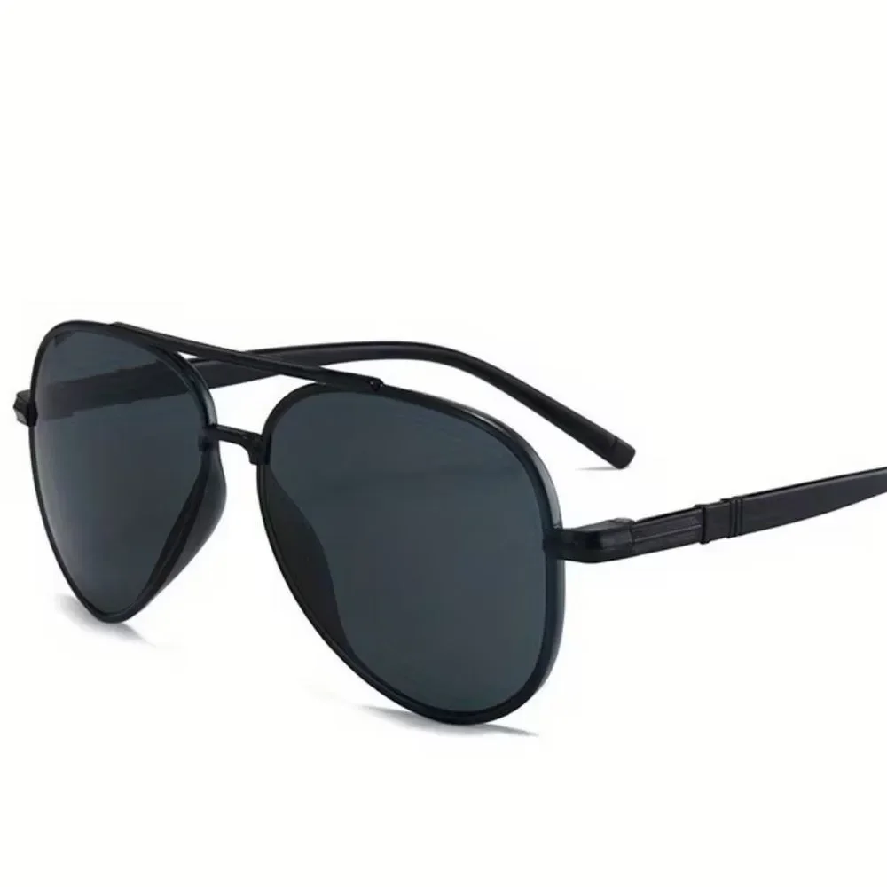 Men's Black Aviator Sunglasses - Classic Polarized Style